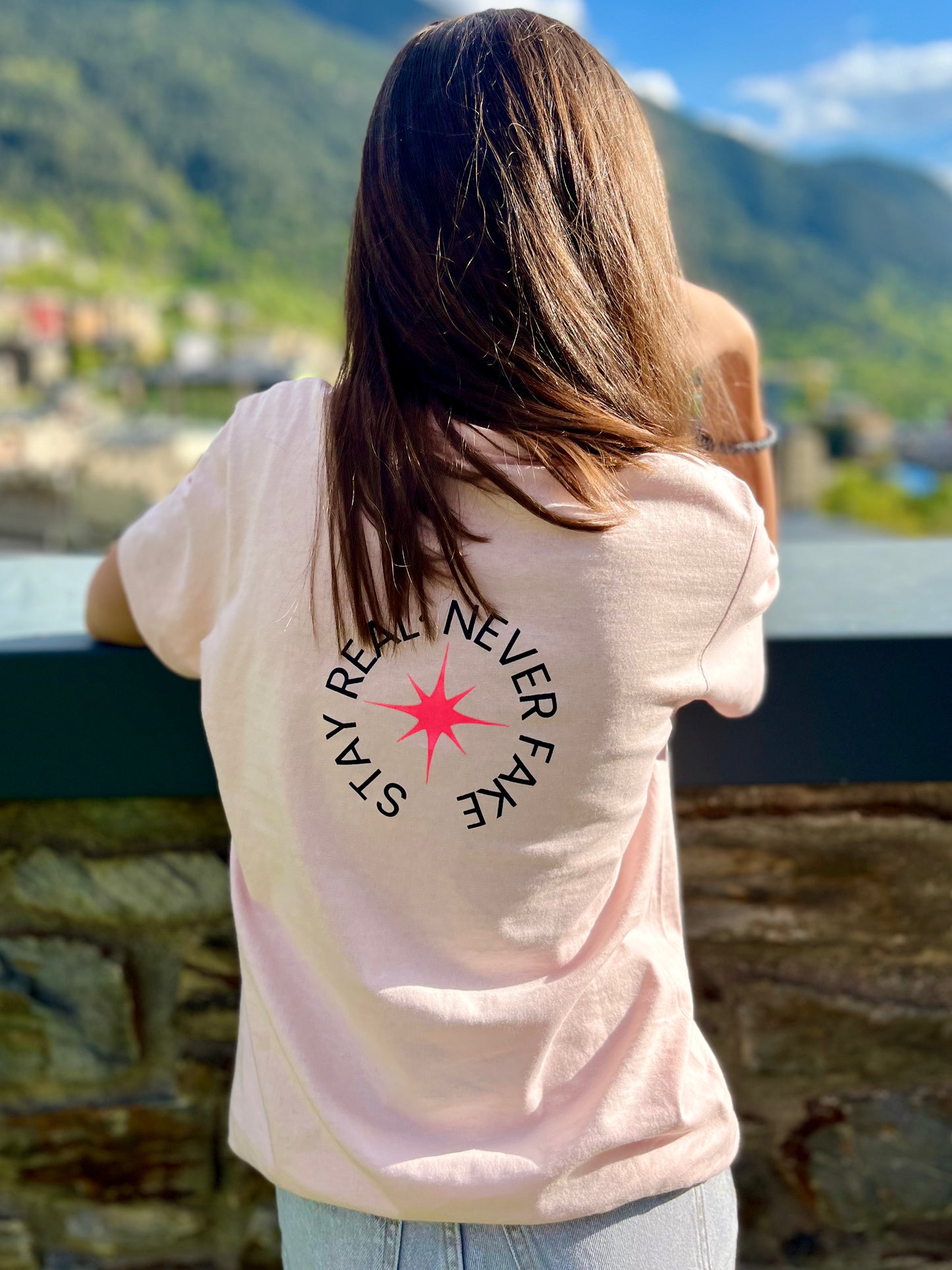 Camiseta Bloop Rosa Pastel y Fucsia ⚡