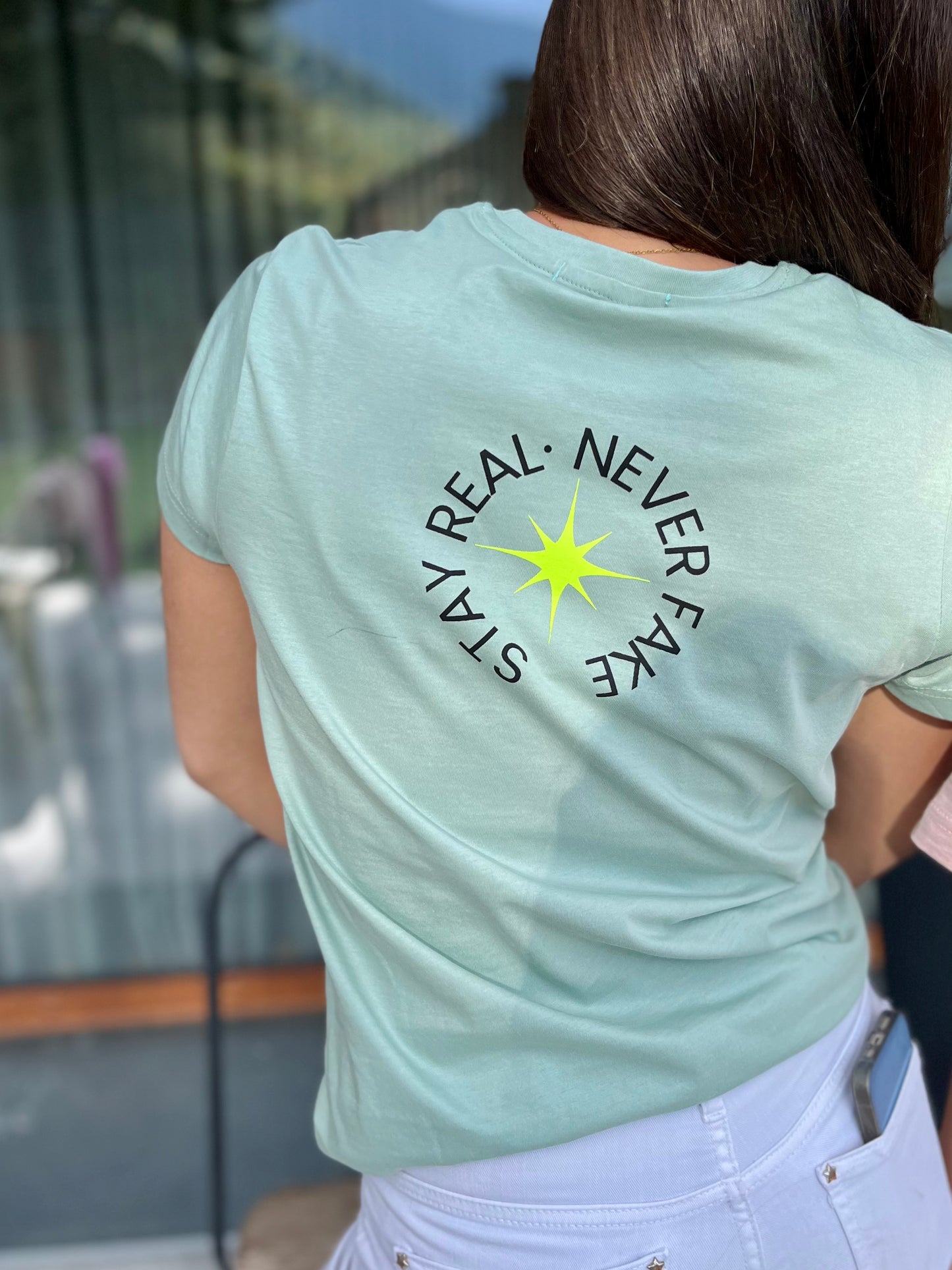 Camiseta Bloop Verde Pastel & FlĂșor đ